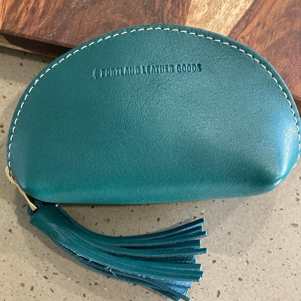 TACO TASSEL POUCH